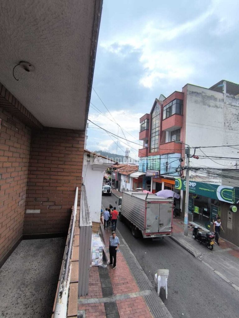 PIEDECUESTA CASA PISO 2 Y 3 – foto 3