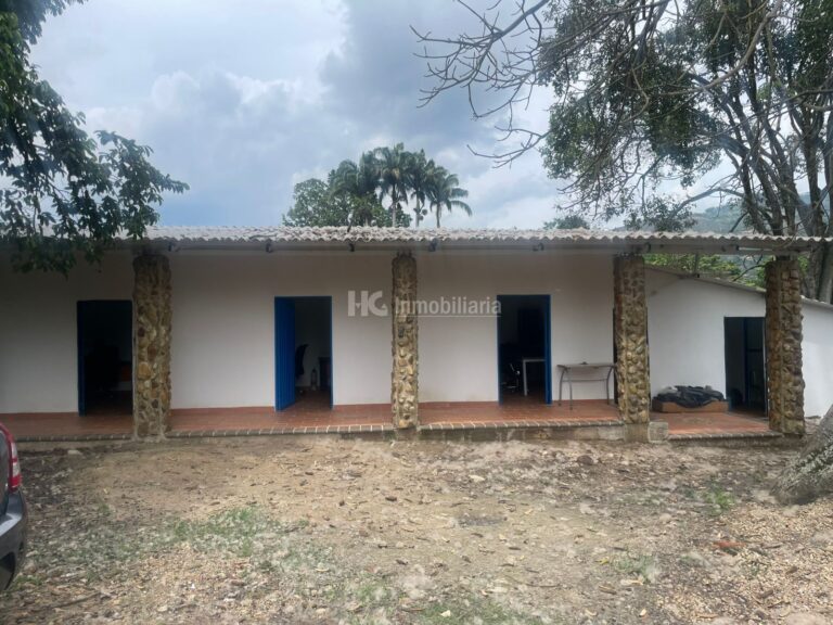 HACIENDA EL PARAISO CASA LOTE COMERCIAL – foto 2