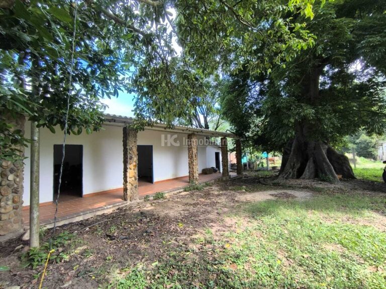 HACIENDA EL PARAISO CASA LOTE COMERCIAL – foto 1