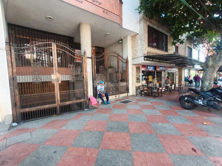 Local La Aurora – foto 2