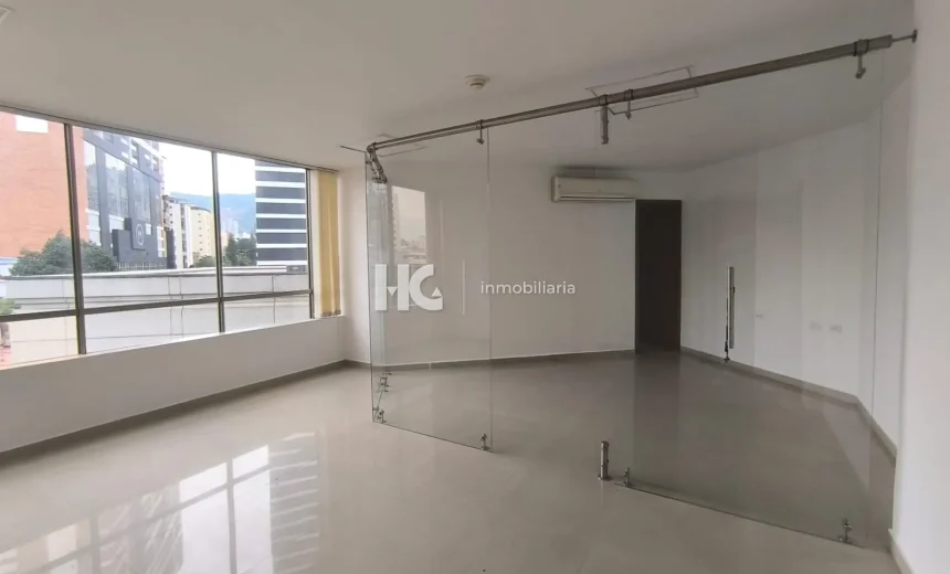 Oficina en renta en Mejoras Públicas, Bucaramanga – foto – HG Inmobiliaria